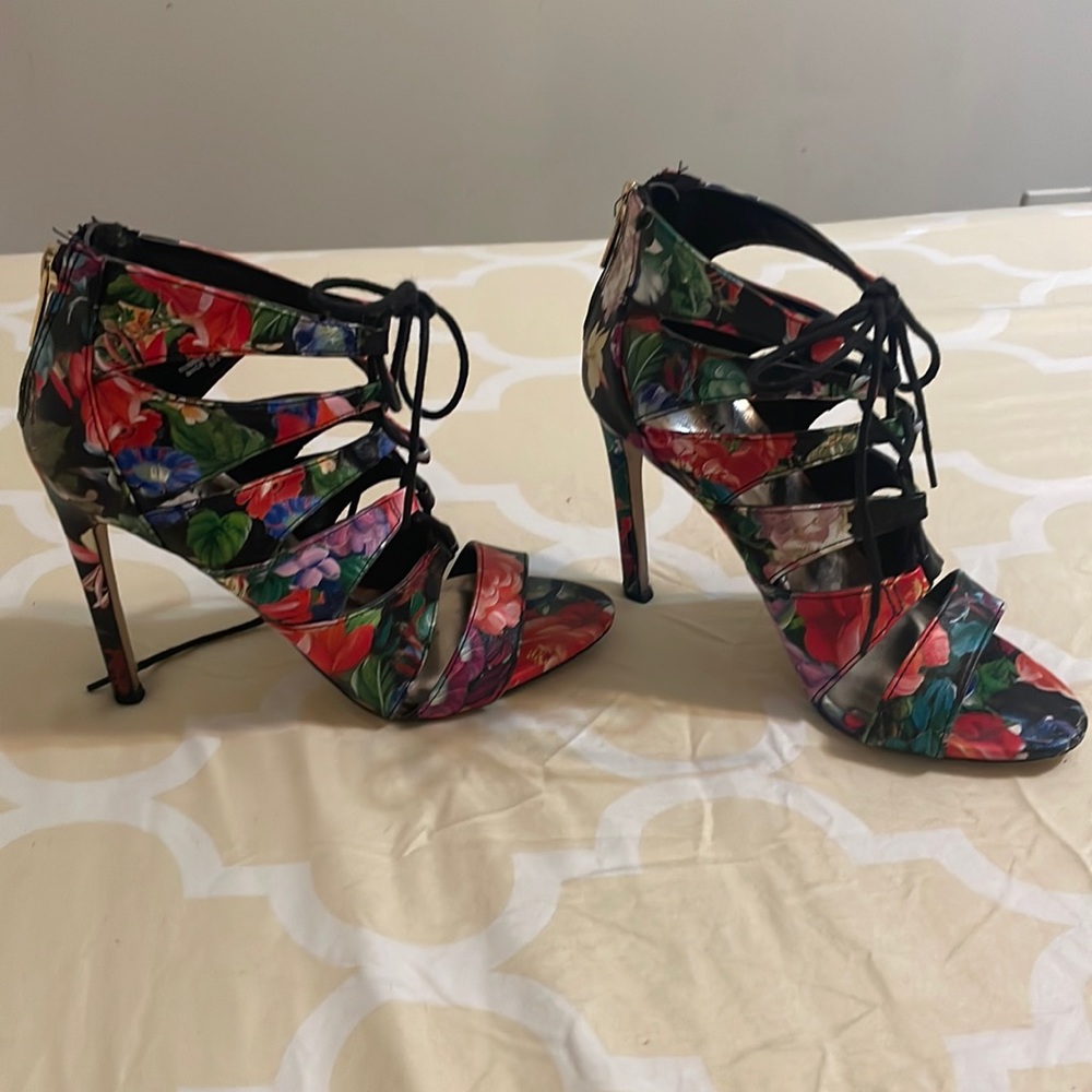 Madden Girl Floral Sandals